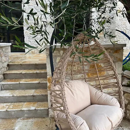 Horti , 333 Steps From Bay Villa