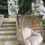 Horti , 333 Steps From Bay Villa